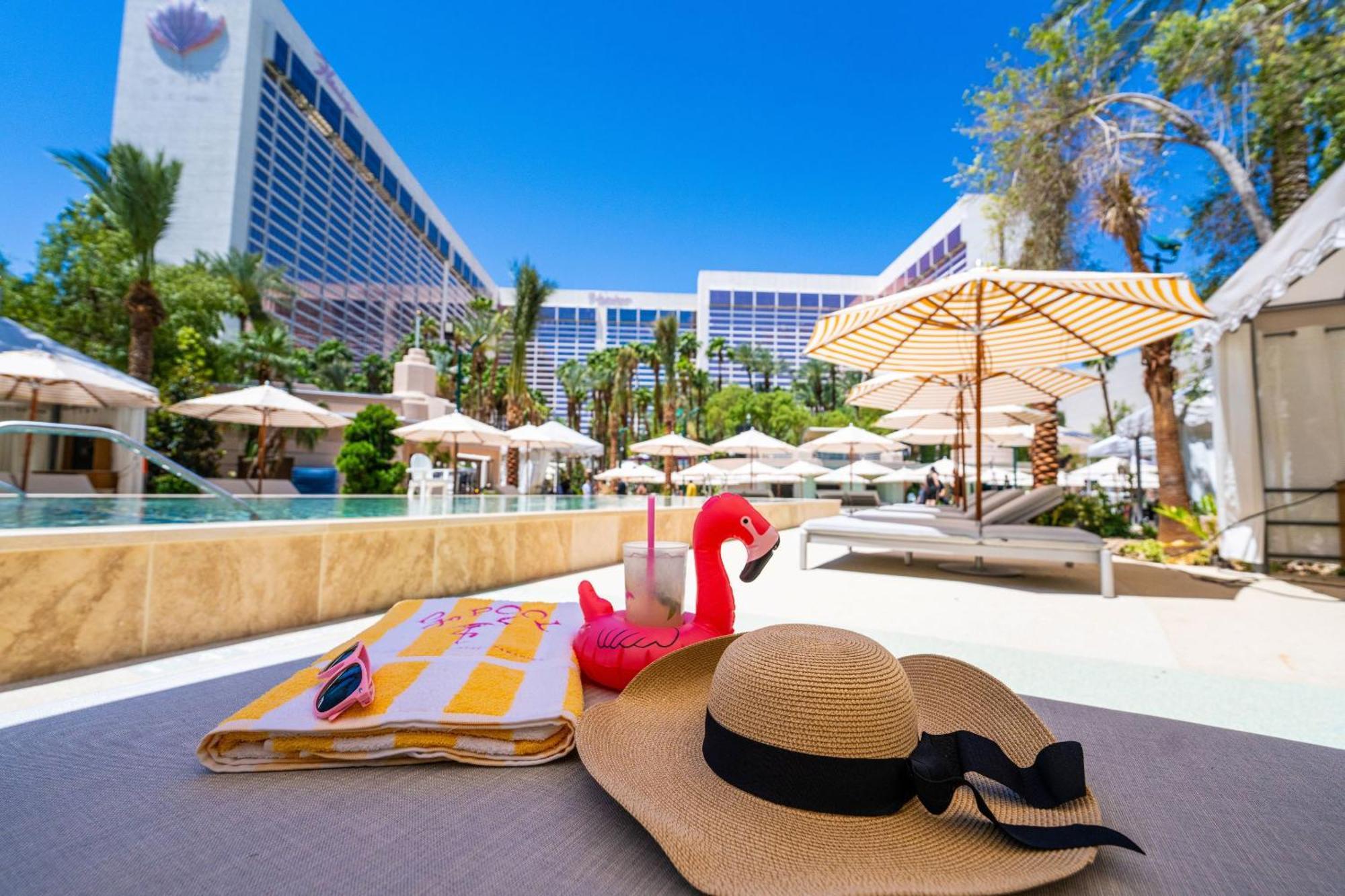 Resort Flamingo Vegas & Casino 3*
